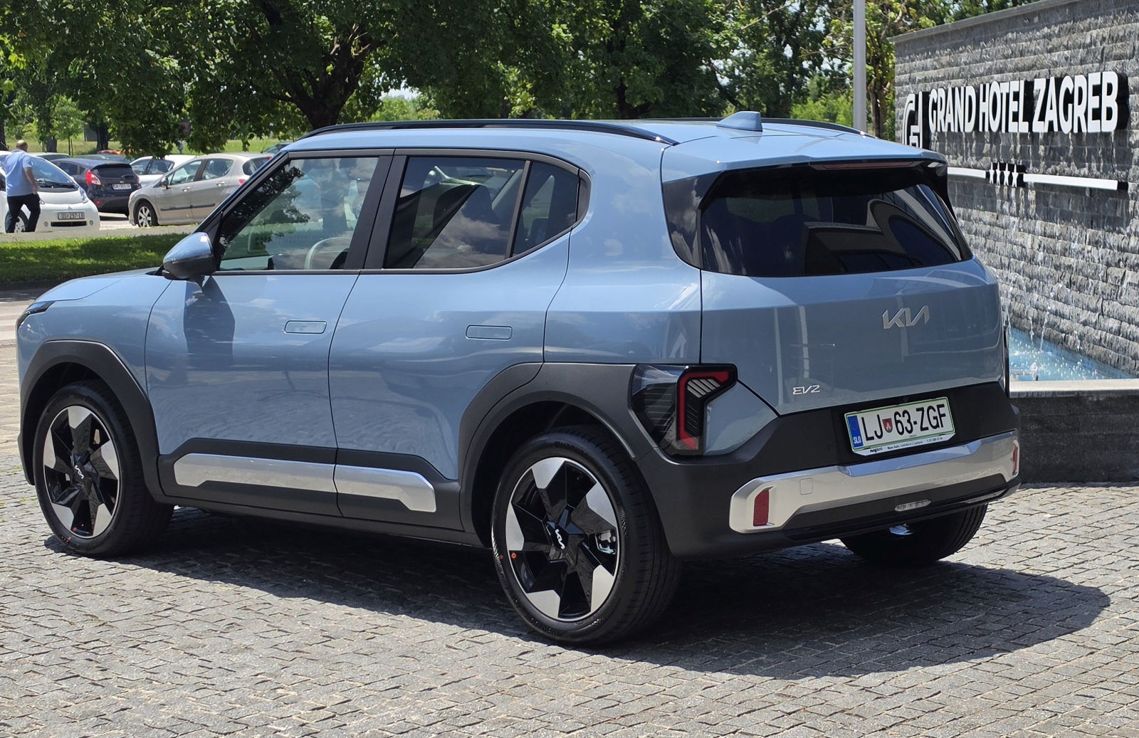 Kia EV2 i službeno dostupna u Hrvatskoj. Pravi multipraktik na struju za 27.999 eura