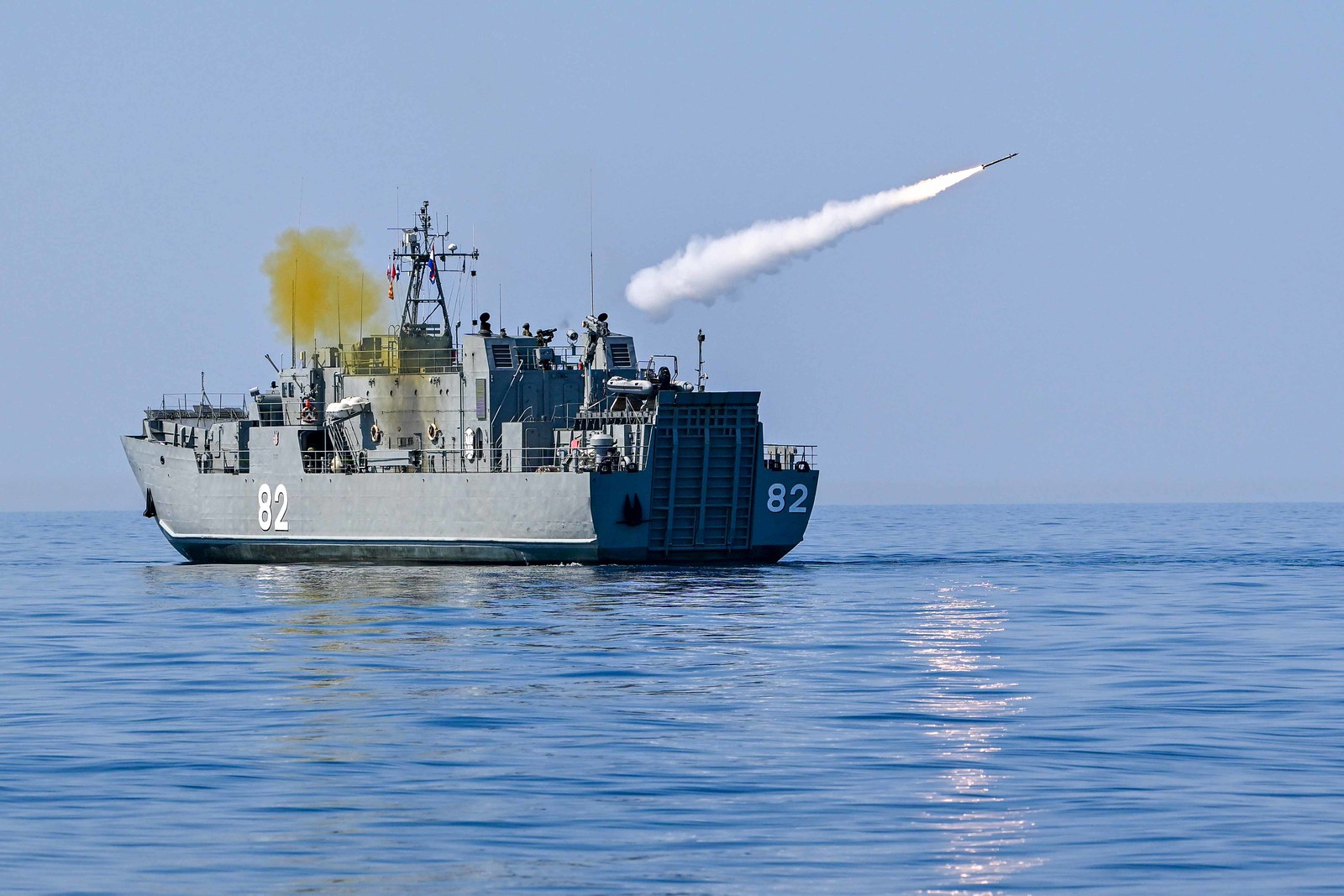 VIDEO Rafalei, Mistral, brodovi i specijalci. Pogledajte veliku vojnu vježbu na moru