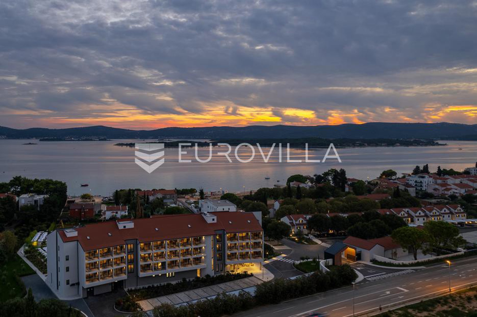 Ovakvi se kompleksi kod nas ne viđaju često. Pogledajte luksuzni stan u Dalmaciji