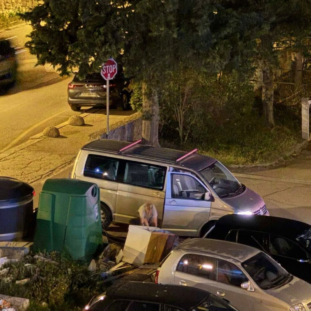 Pogledajte kako se ljudi rješavaju glomaznog otpada po Splitu