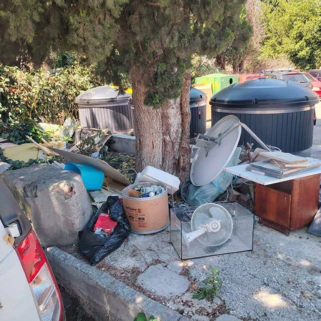 Pogledajte kako se ljudi rješavaju glomaznog otpada po Splitu
