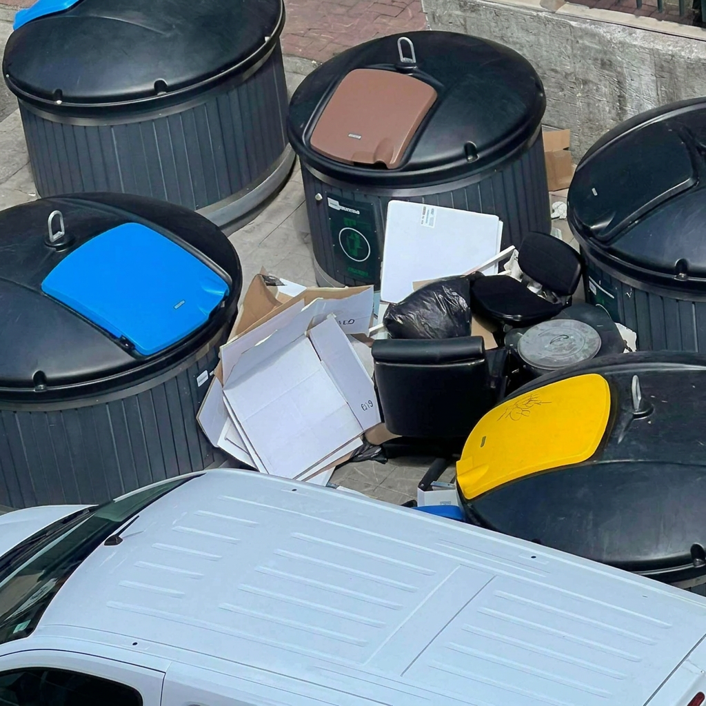 Pogledajte kako se ljudi rješavaju glomaznog otpada po Splitu