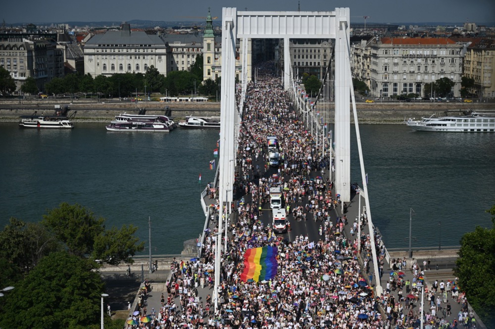 FOTO Održan prvi Pride nakon Orbanova poraza, pogledajte