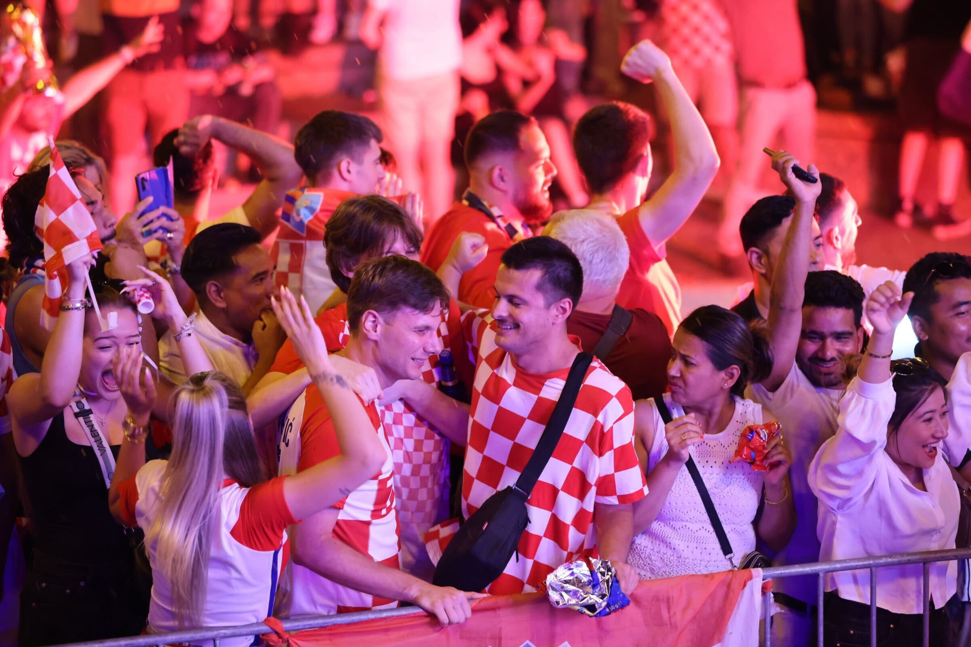 Vrtlog emocija na Trgu bana Jelačića: Razočaranje zbog Gane, slavlje zbog Vlašića