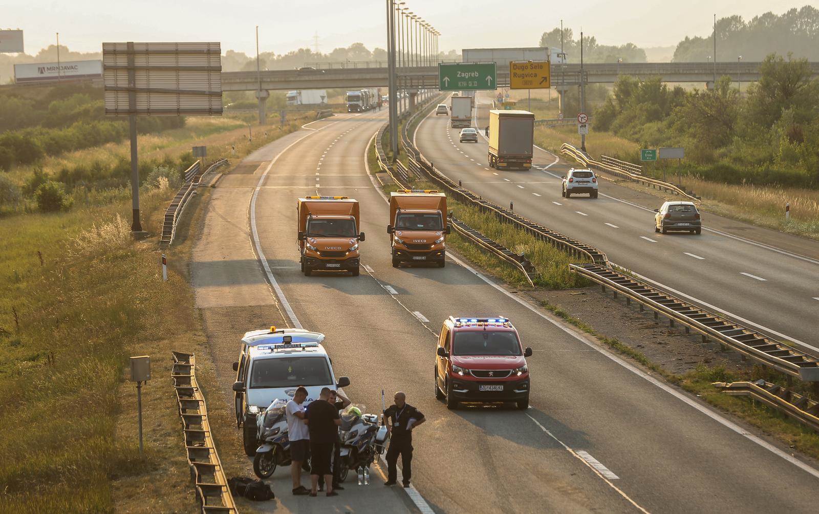 Nesreća šlepera na A3 kod Zagreba, probio ogradu. Prekinut promet, velika je kolona