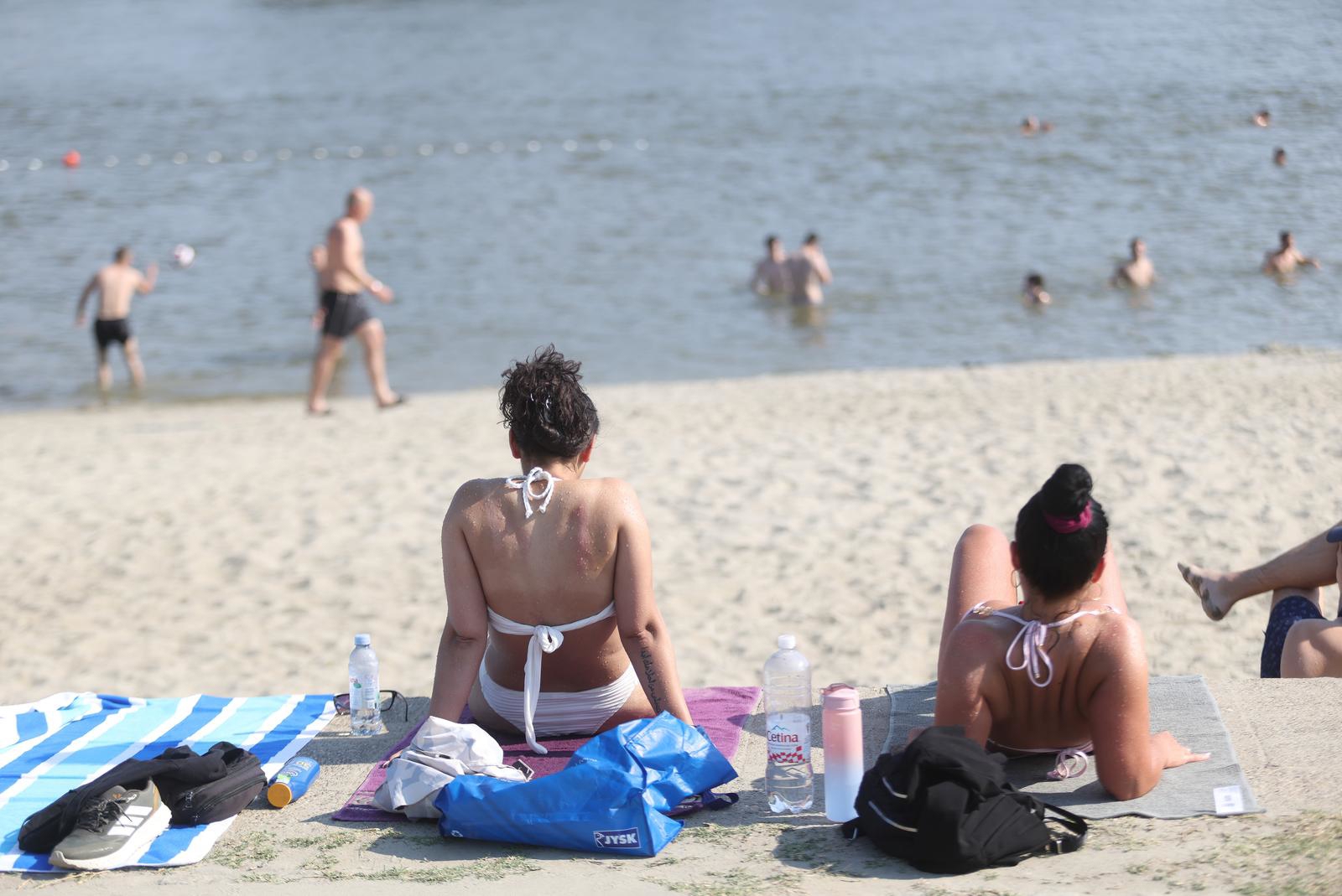 Rekordi u tri grada, oluja u Dalmaciji. Meteorologinja: Prijeti razorno nevrijeme