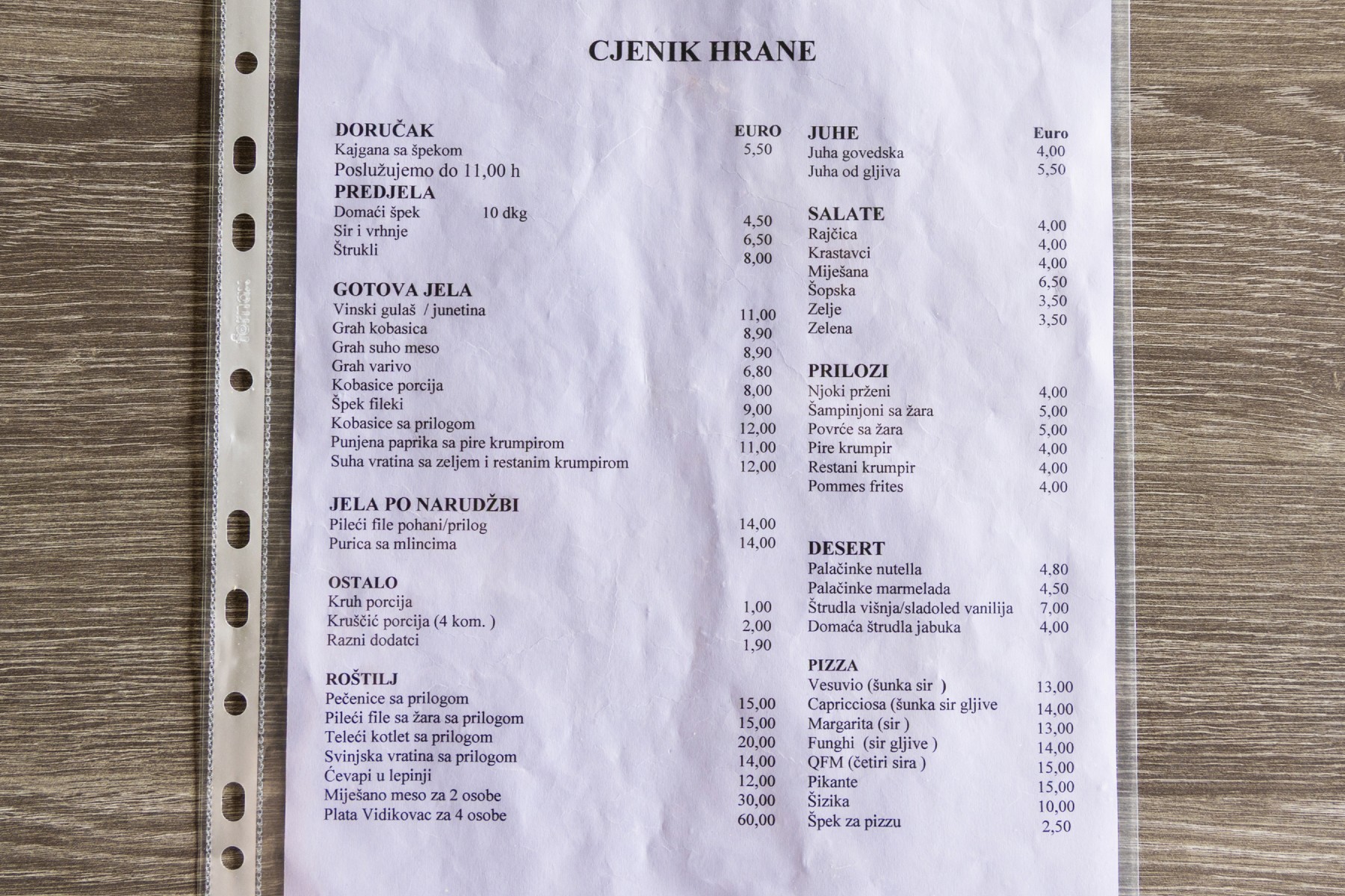 Iz ovog restorana na Sljemenu pruža se brutalan pogled. No, kakva je hrana?