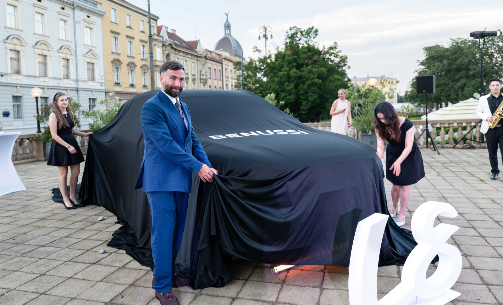 LEPAS i službeno stigao u Hrvatsku: novi L8 predstavlja premium na kineski način
