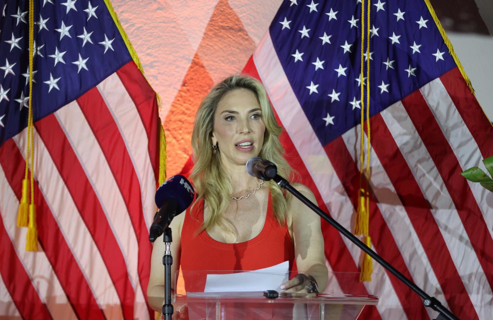FOTO Američka ambasadorica na proslavi u Splitu: Volite Boga, obitelj i domovinu