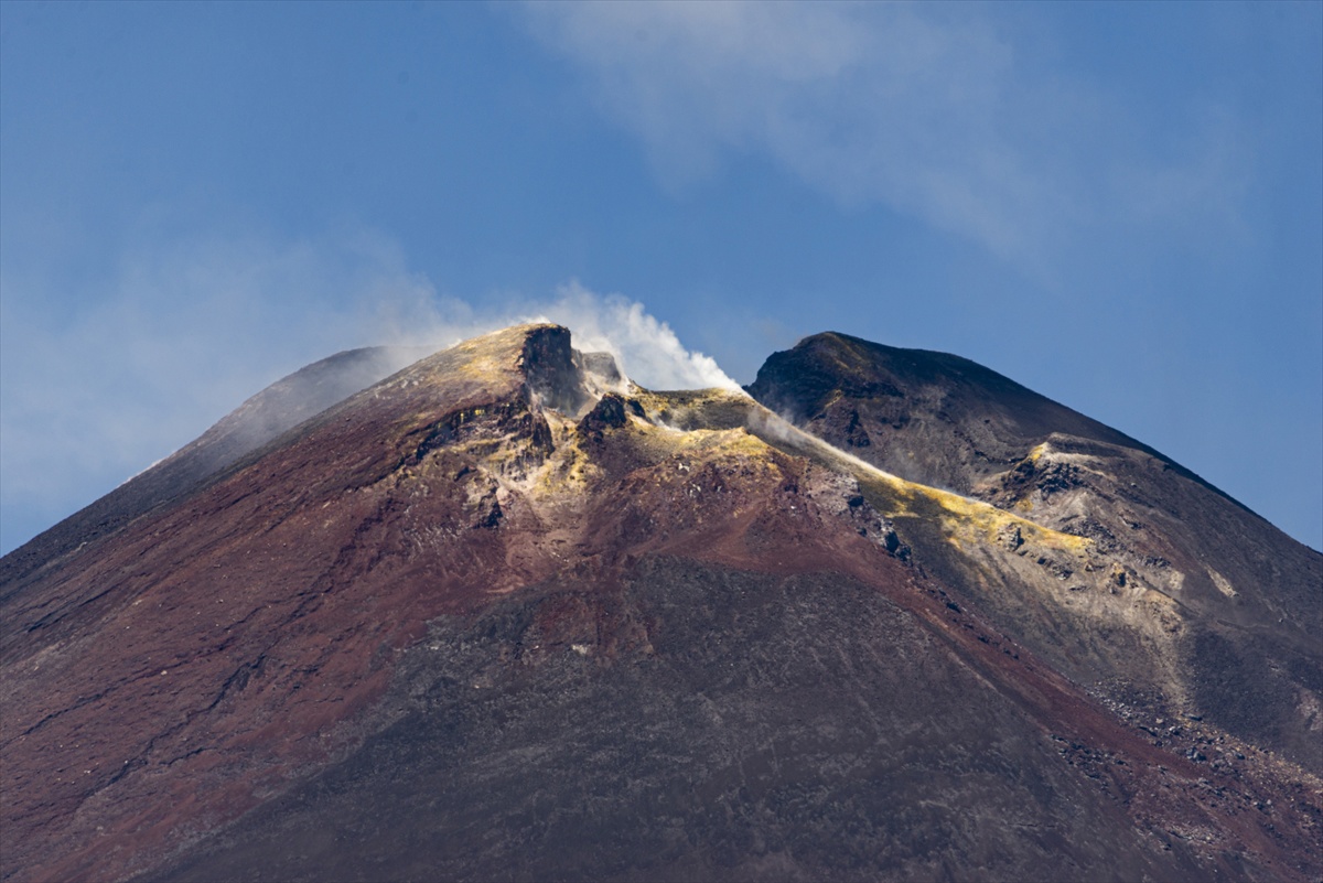 VIDEO I FOTO Zbog erupcije Etne zatvorena najprometnija zračna luka na Siciliji