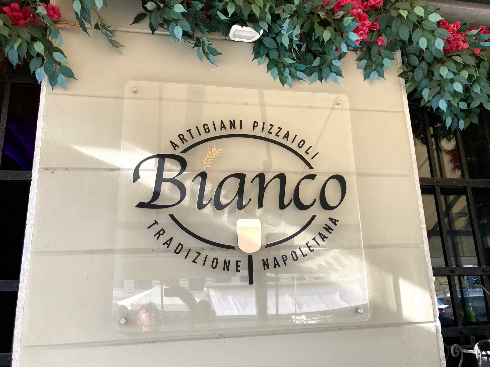 Bio sam u pizzeriji u centru Trsta - ipak se ne mogu pojesti ultra jeftine pizze