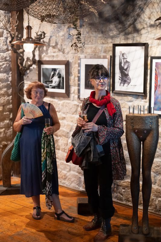 Lupino otvorio humanitarnu izložbu u Zadru, ulica ispred ART Konobe je bila krcata