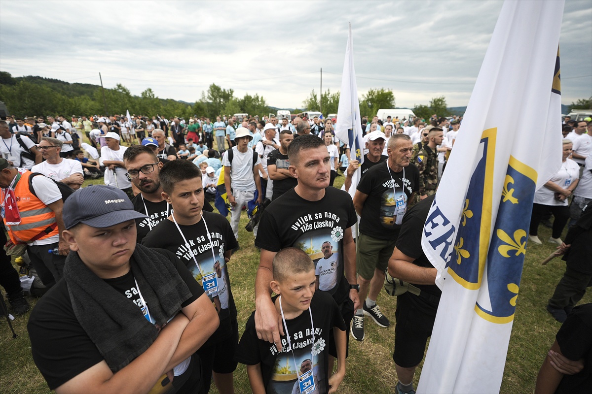 Tisuće u Maršu mira idu prema Srebrenici, pridružit će se i vukovarski ultramaratonci