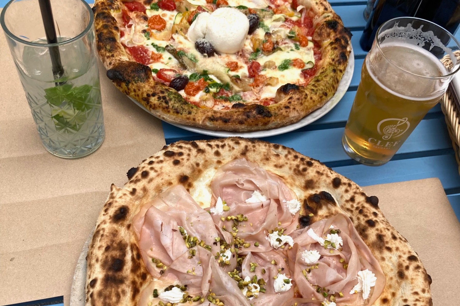 Ljubljana krije pizzeriju u kojoj je teško odlučiti što je bolje - tijesto ili nadjev