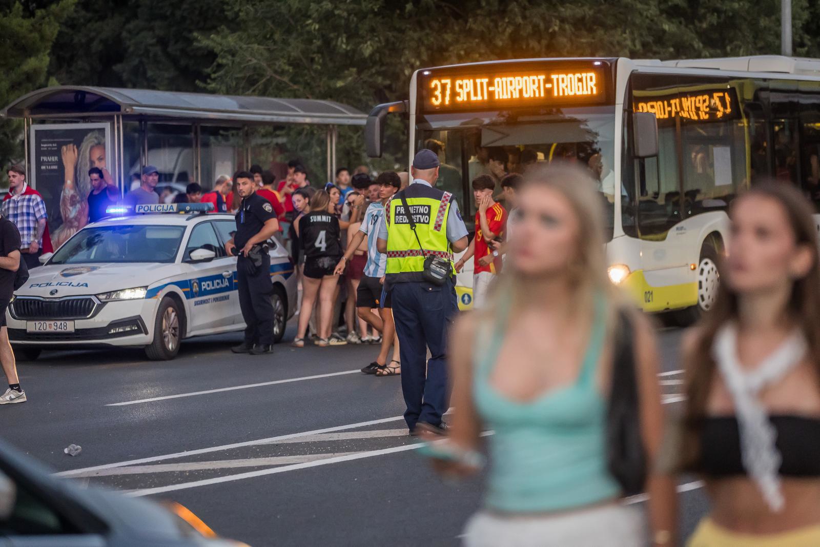 FOTO Split kad partijaneri krenu s Ultre...