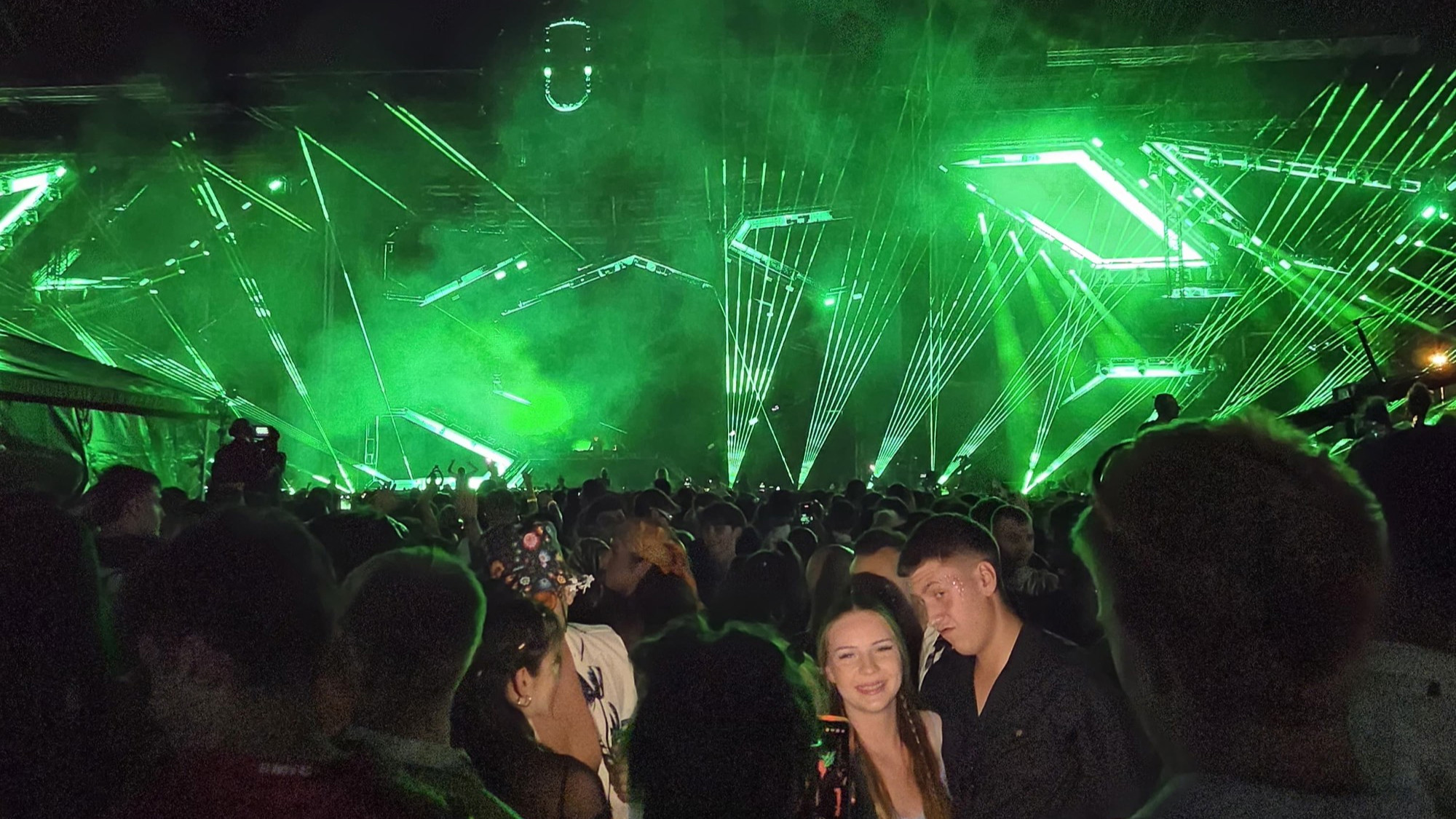 FOTO Calvin Harris oduševio krcatu Ultru, a nakon nastupa uslijedio je kaos