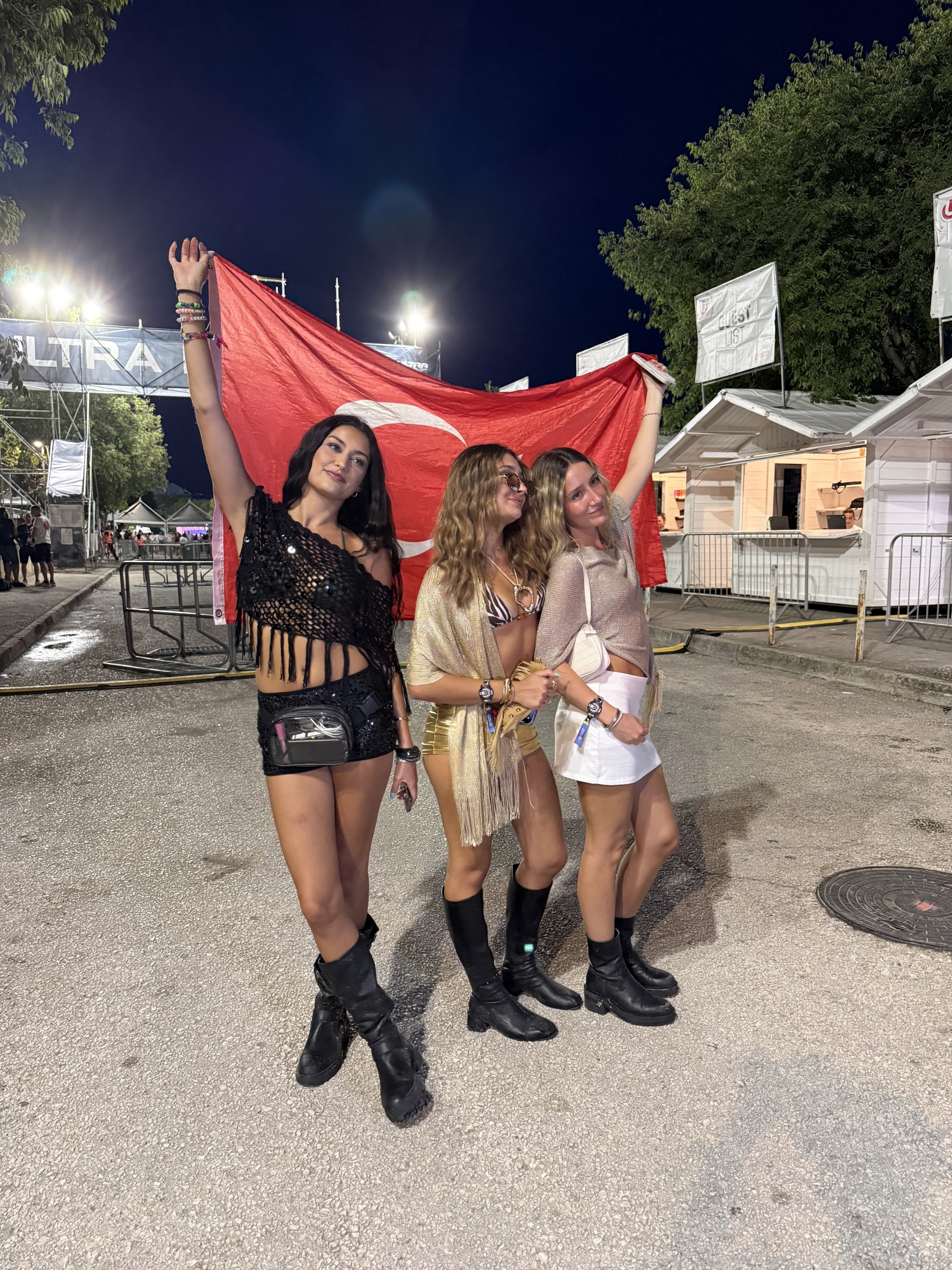 VIDEO Večeras završava Ultra. Park još prazan, neki se morali izuvati na ulazu
