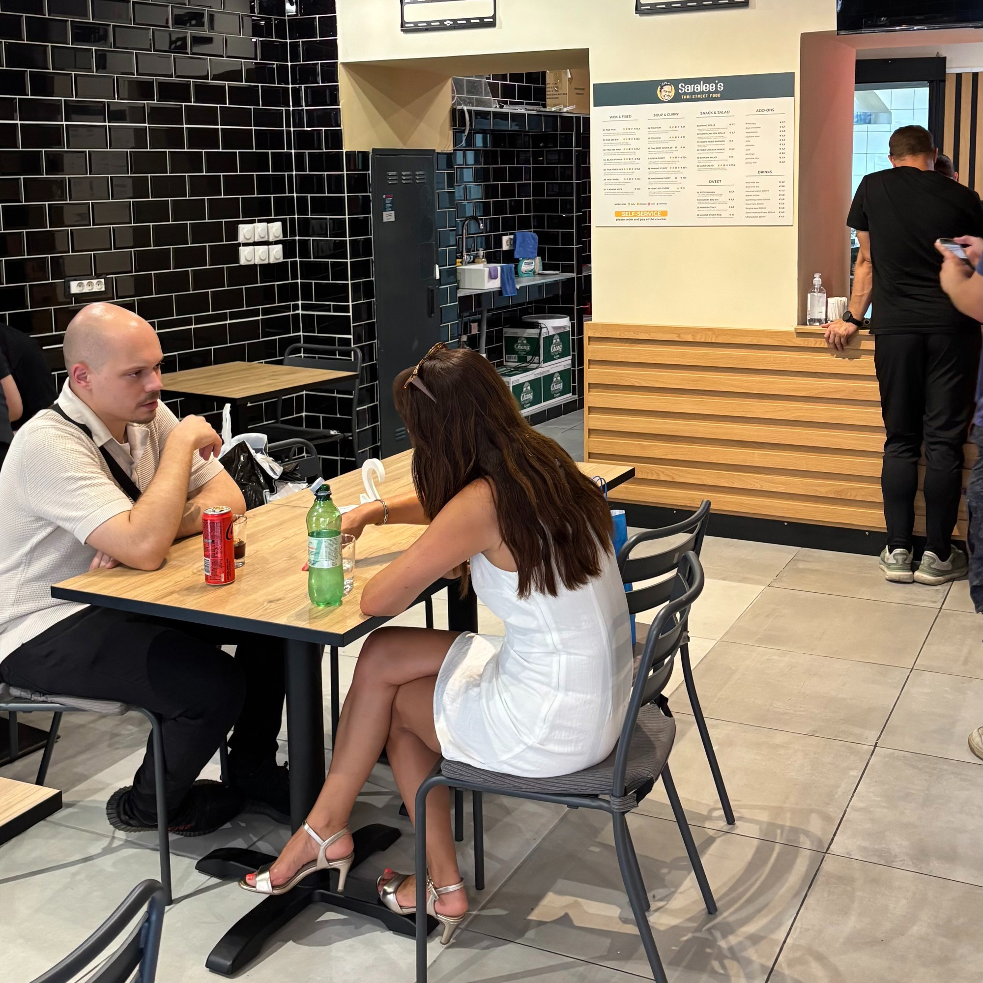 Kultni zagrebački kiosk Saralee's sada je restoran u centru grada. Posjetili smo ga