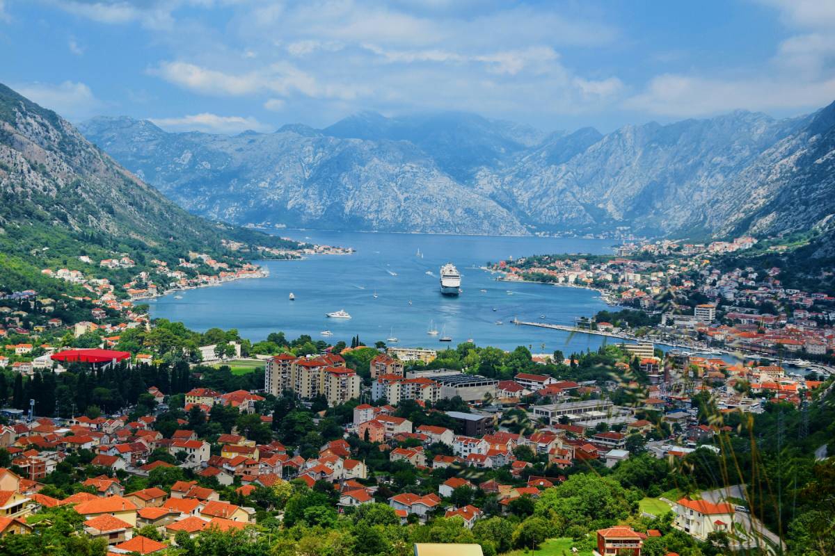 Britanska novinarka posjetila Crnu Goru i objasnila zašto je to hit destinacija ljeta