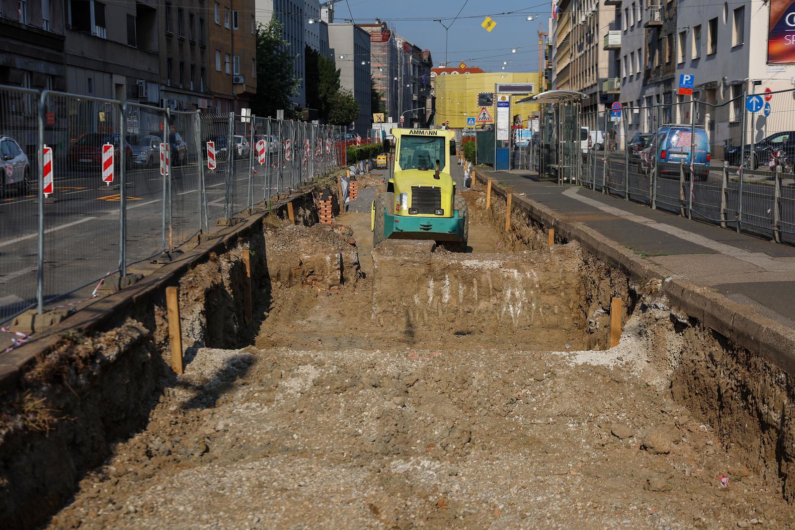 FOTO Počeli radovi na križanju Zvonimirove i Šubićeve u Zagrebu