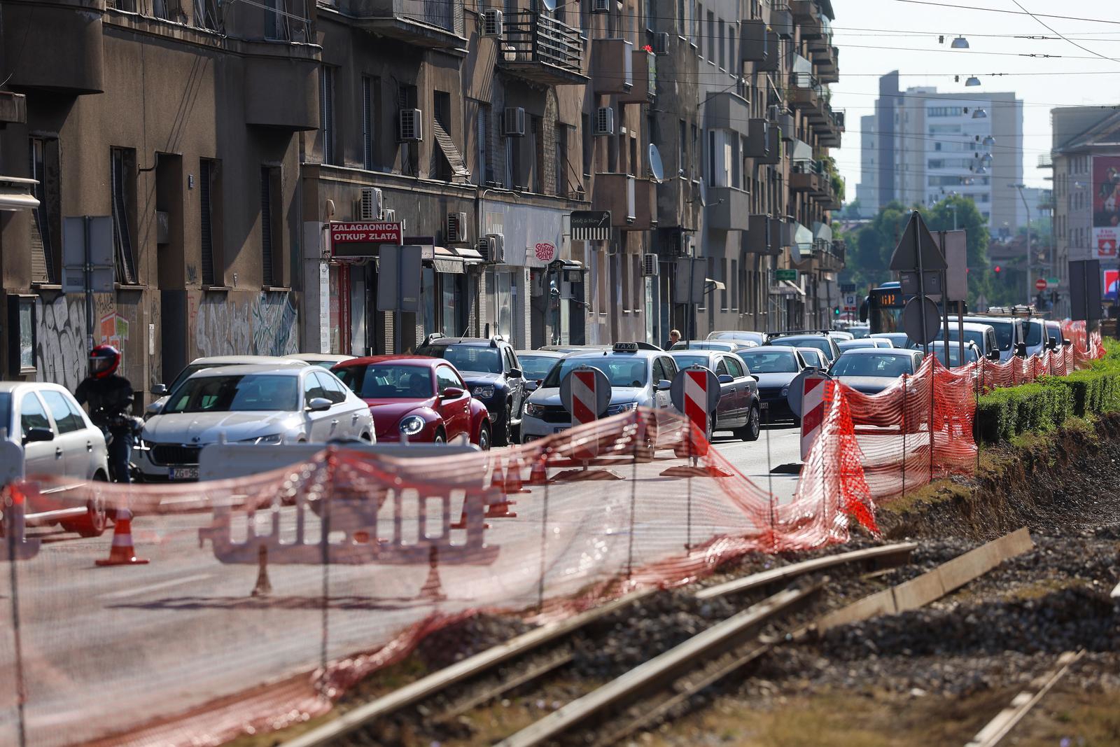 FOTO Počeli radovi na križanju Zvonimirove i Šubićeve u Zagrebu