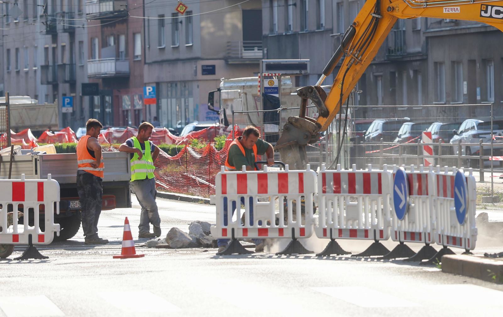 FOTO Počeli radovi na križanju Zvonimirove i Šubićeve u Zagrebu