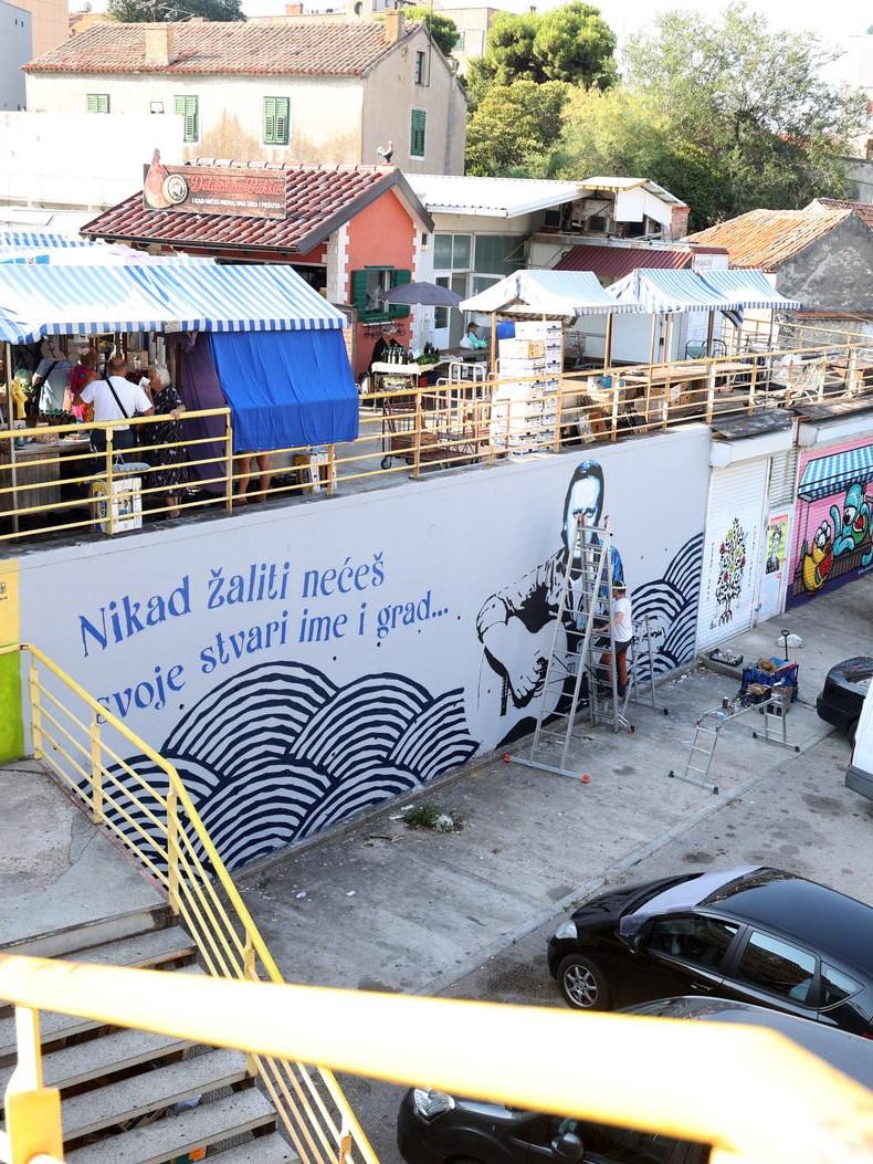 U Šibeniku izrađen mural posvećen Arsenu Dediću