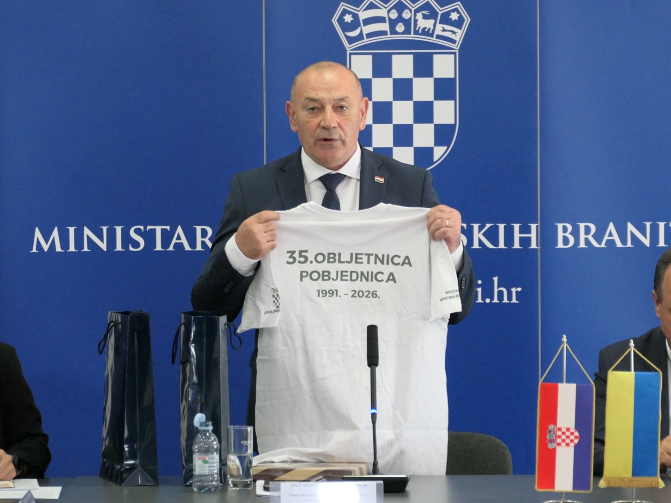 Medved udovicama iz Ukrajine: Razumijemo vašu bol, i mi smo bili žrtve agresije