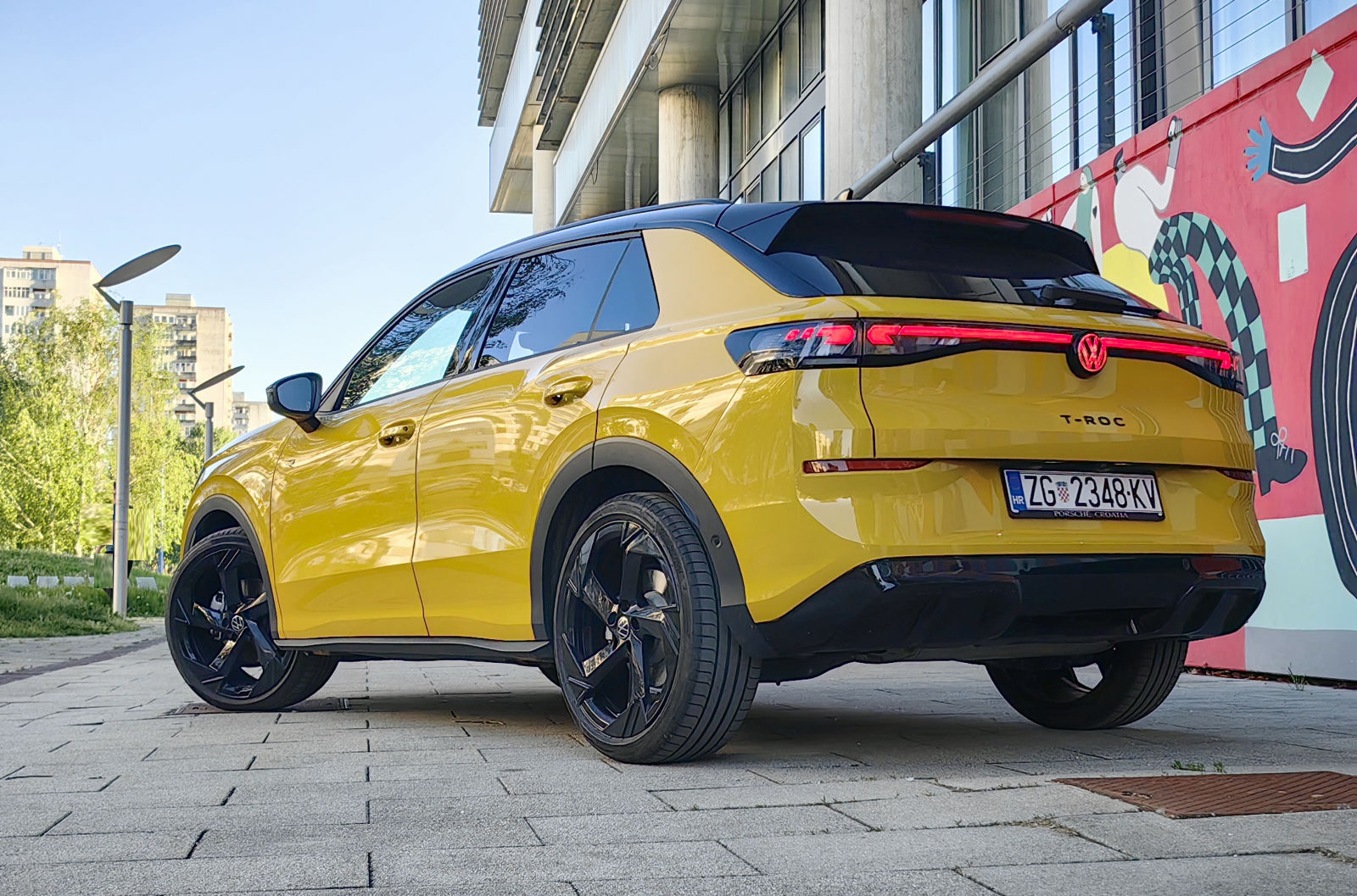 Novi VW T-Roc u R-Line paketu. Još atraktivniji i opet sjajan, ali i na cijeni