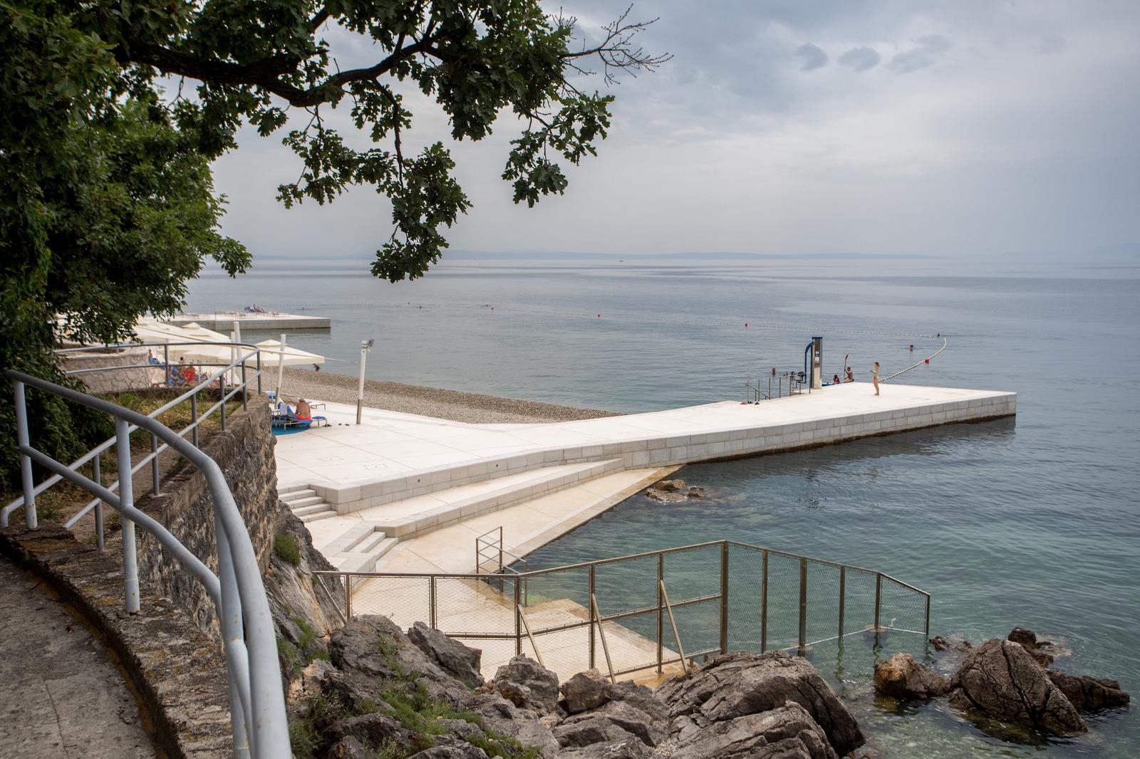 DORH provodi izvide zbog plaže ispred riječkog hotela Hilton