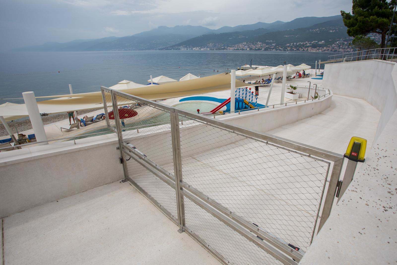 DORH provodi izvide zbog plaže ispred riječkog hotela Hilton