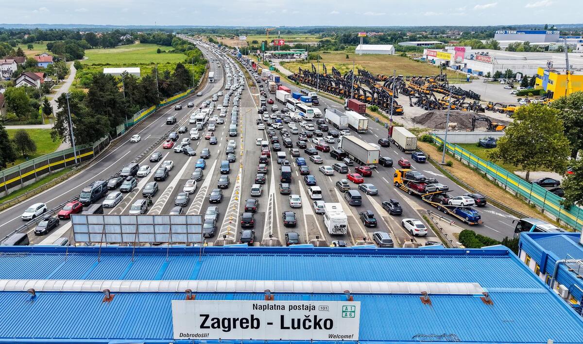 Pogledajte ogromne gužve na Lučkom. Vozi se u kolonama i zastojima