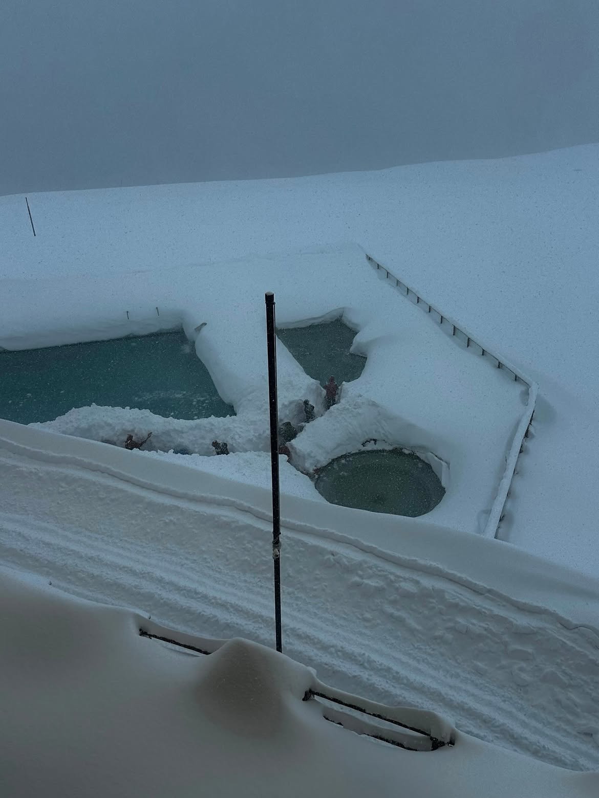 FOTO Vruće vam je? Pogledajte kako danas izgleda Čile, palo je četiri metra snijega