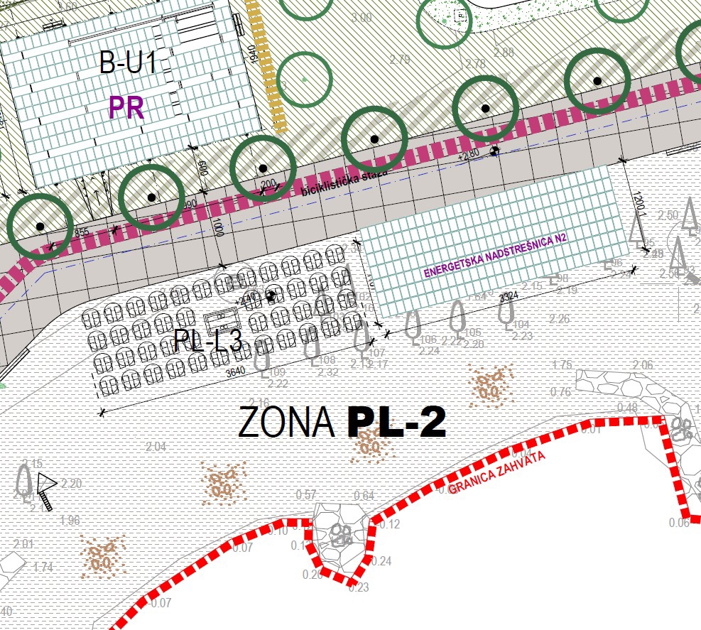 Ovo je javna plaža u Splitu. Okupirana je stotinama praznih ležaljki gradske firme