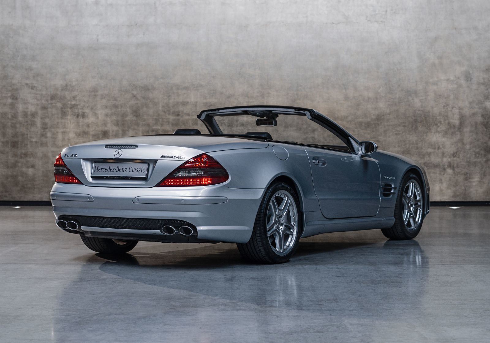 Ovaj Mercedes-Benz je s nama točno 25 godina: SL (R230) je na tragu pravog klasika