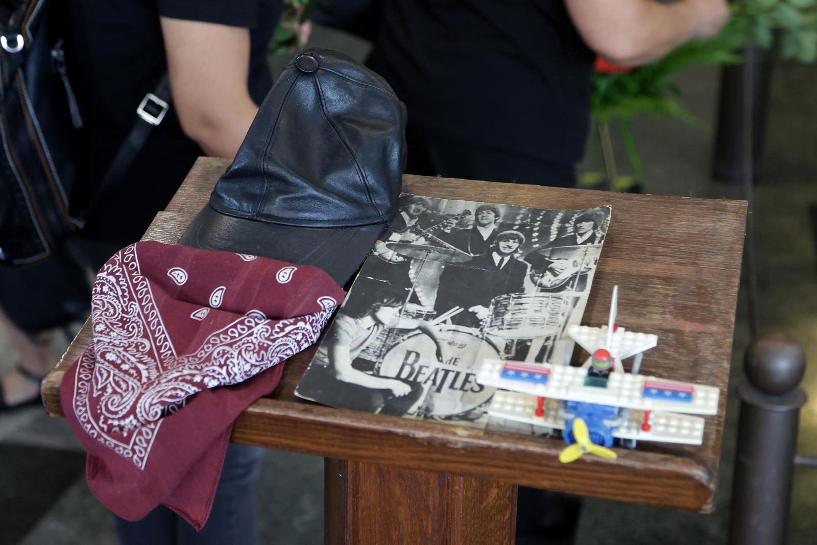 FOTO Na zagrebačkom krematoriju obitelj i prijatelji oprostili su se od Damira Šabana