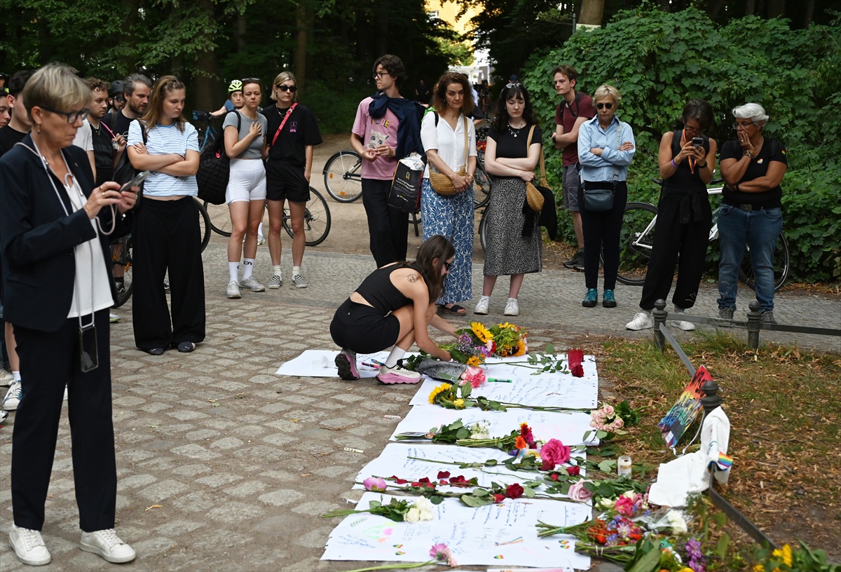 Terorist je ubijen. Krenuo je na policiju s hladnim oružjem, upucali su ga