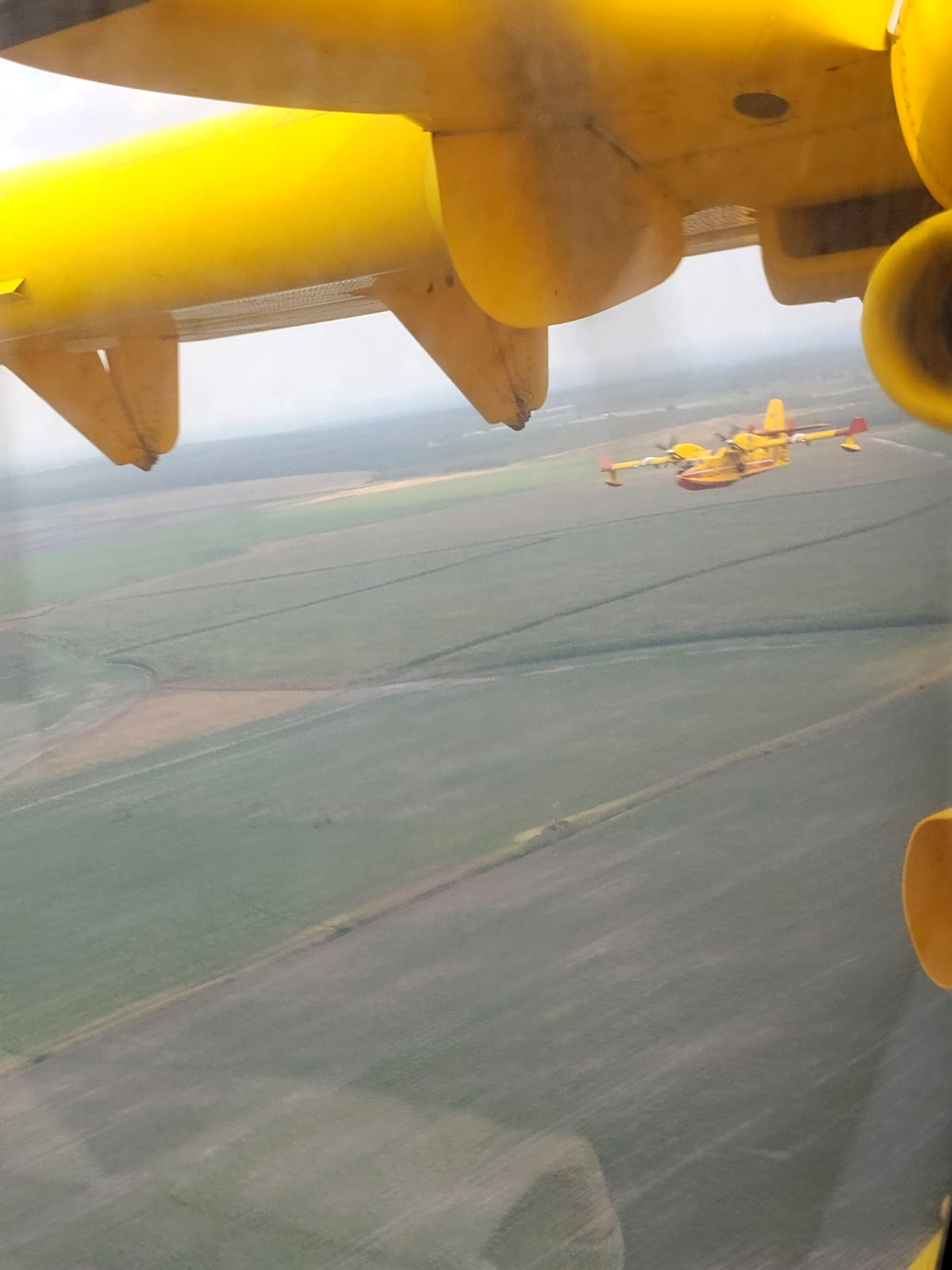 FOTO Hrvatski piloti gase strašne požare u Francuskoj: "Ulažemo maksimalne napore"