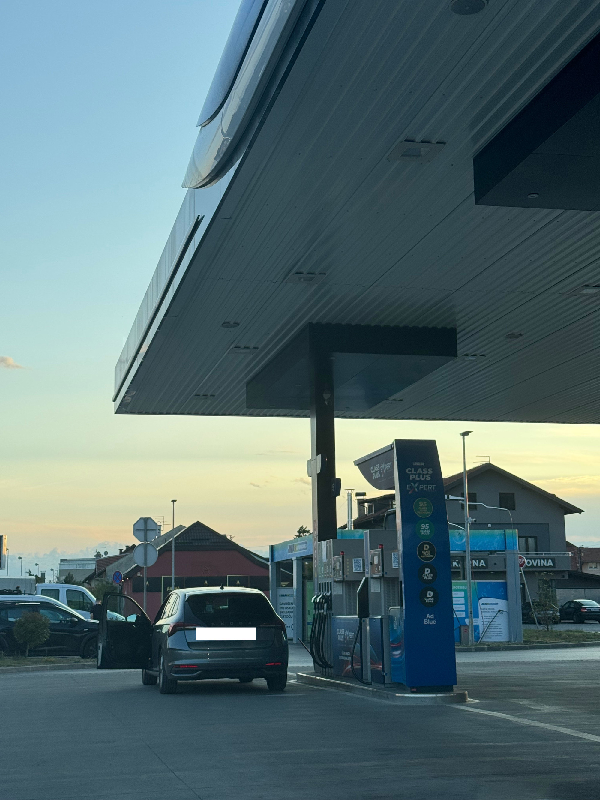 FOTO Obišli smo pumpe. Gorivo poskupljuje, ove cijene vrijede samo još jedan dan