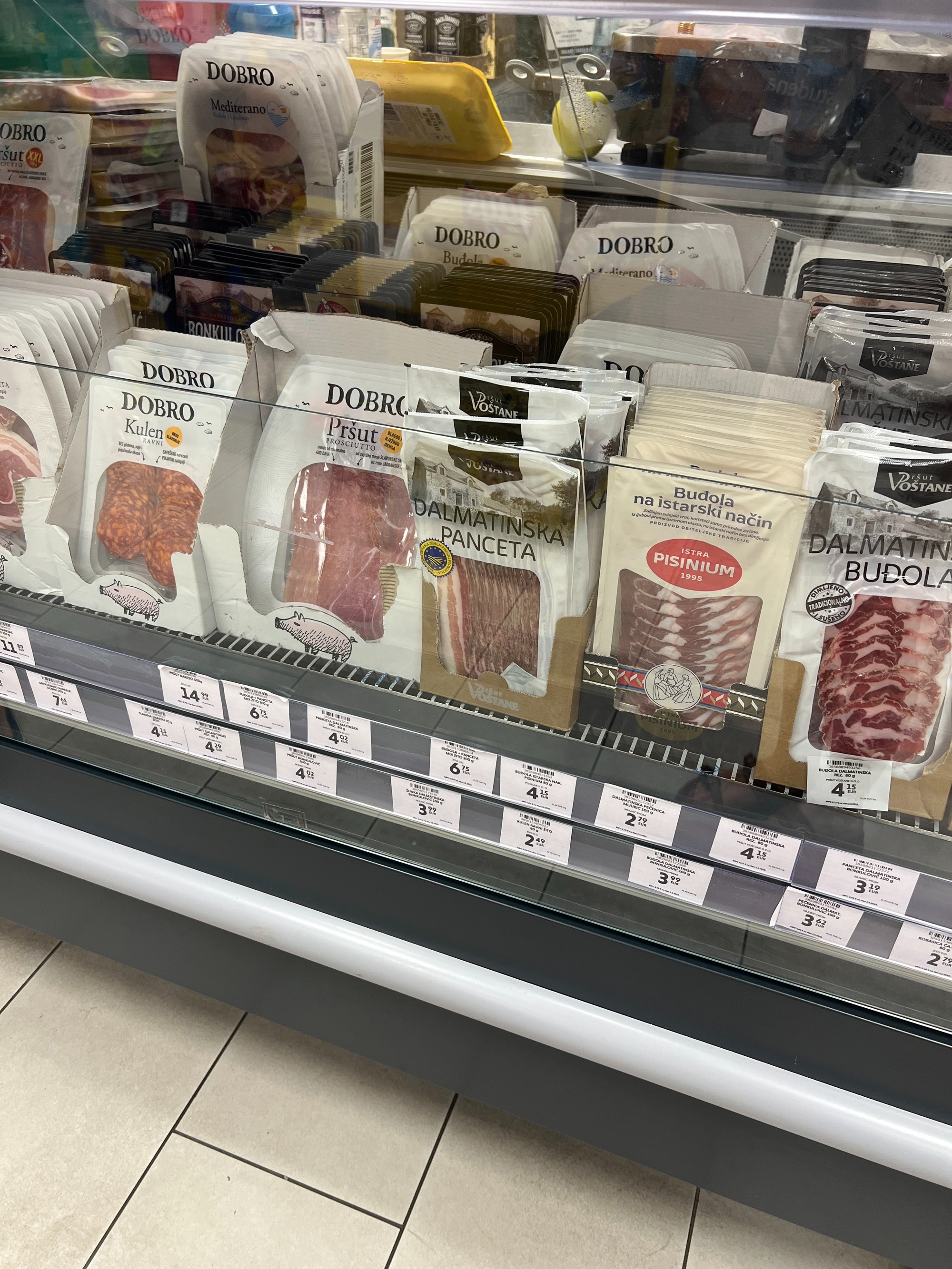 Kakve su cijene u jedinoj trgovini u kampu u Njivicama? Provjerila sam