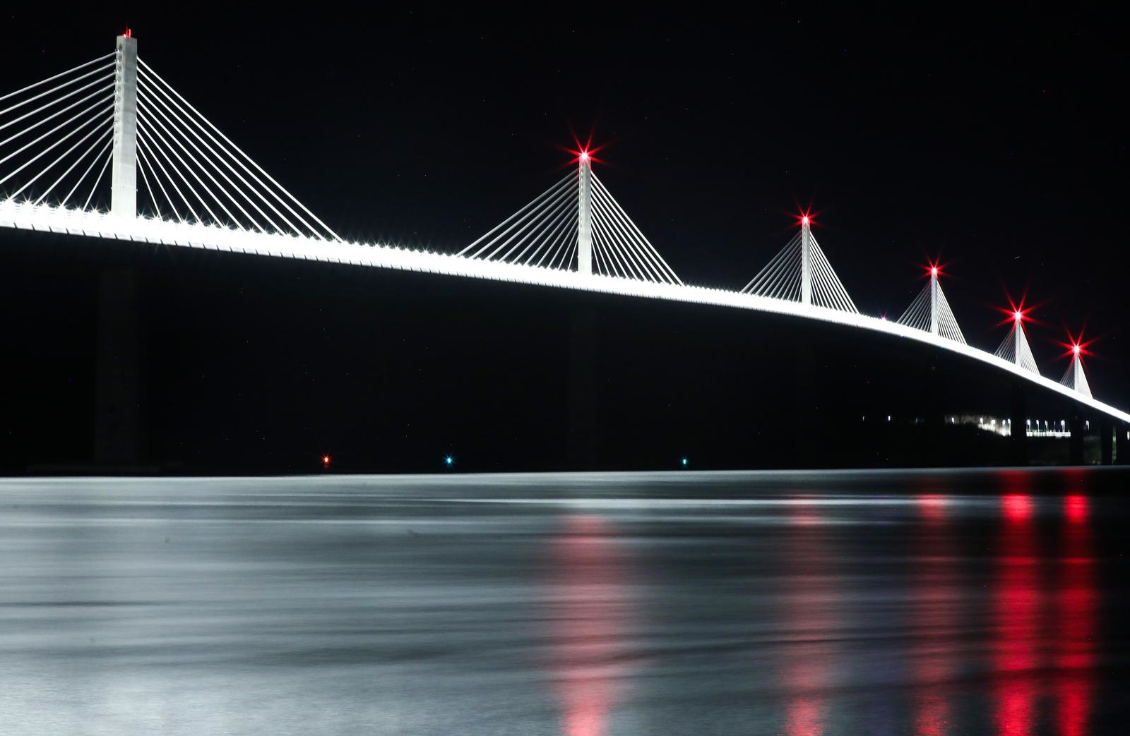 Nadzorni inženjer: Upozorili smo Hrvatske ceste na manjkav beton na Pelješkom mostu