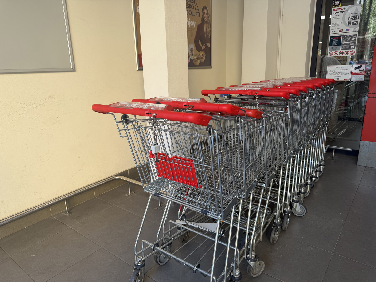 Spar, Žerjavićeva