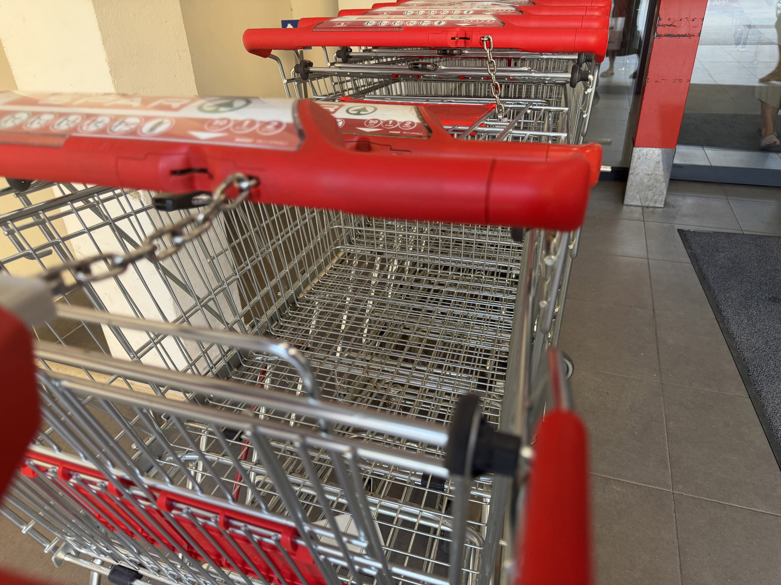 Spar, Žerjavićeva