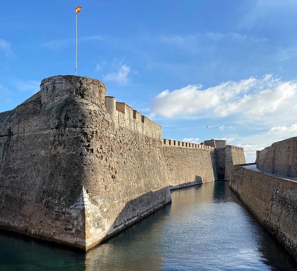 Ceuta je postala udarna vijest. Kakav je to uopće grad?