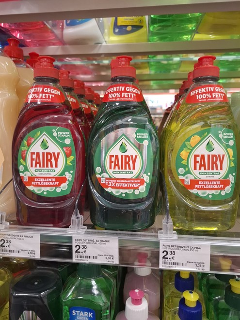 Fairy deterdž. za suđe 450ml 2,38 eura ili 17,93 kn 