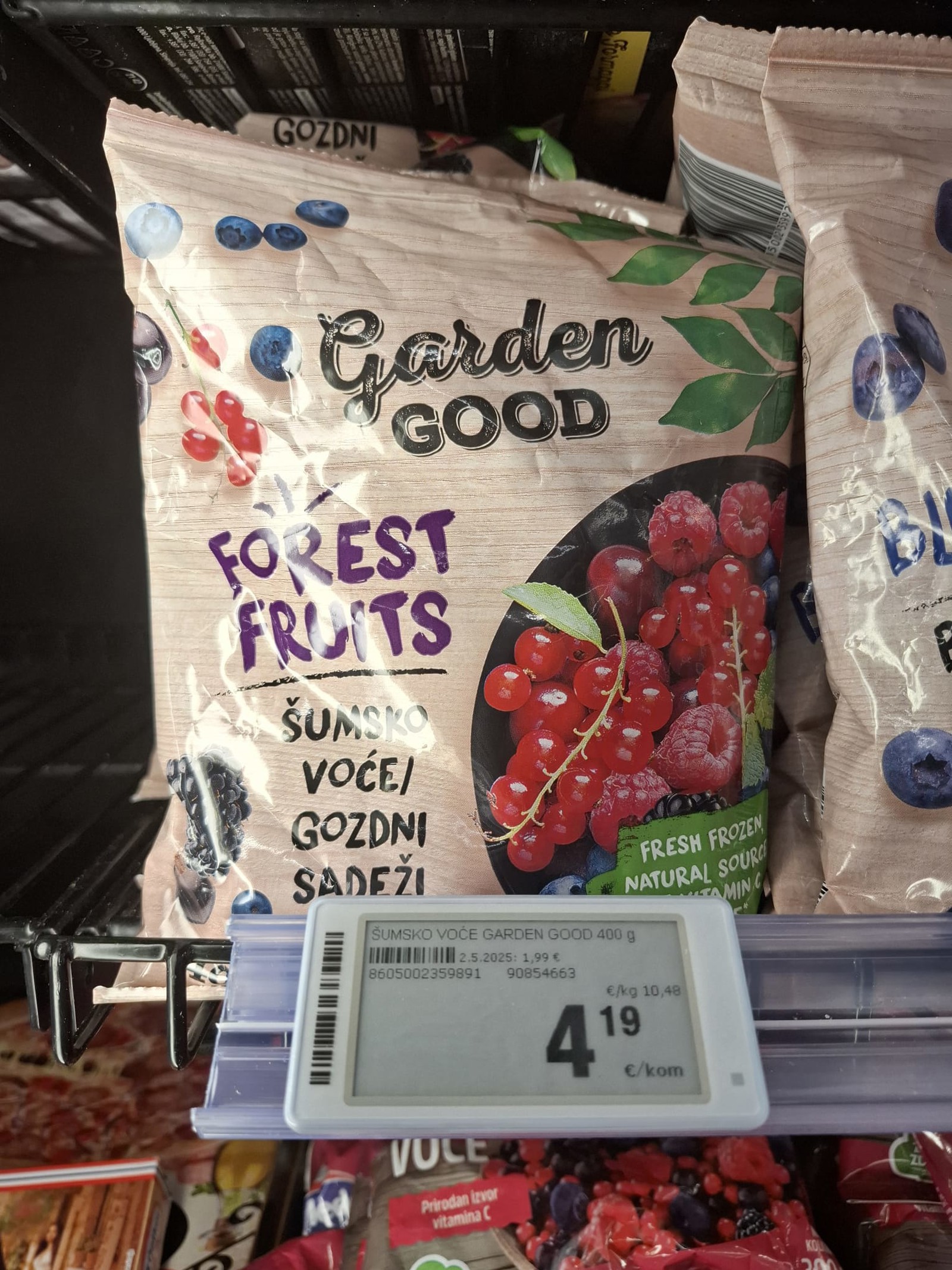 Smrzuto šumsko voće Garden Good 400g 4,19 eura ili 31,57 kn 