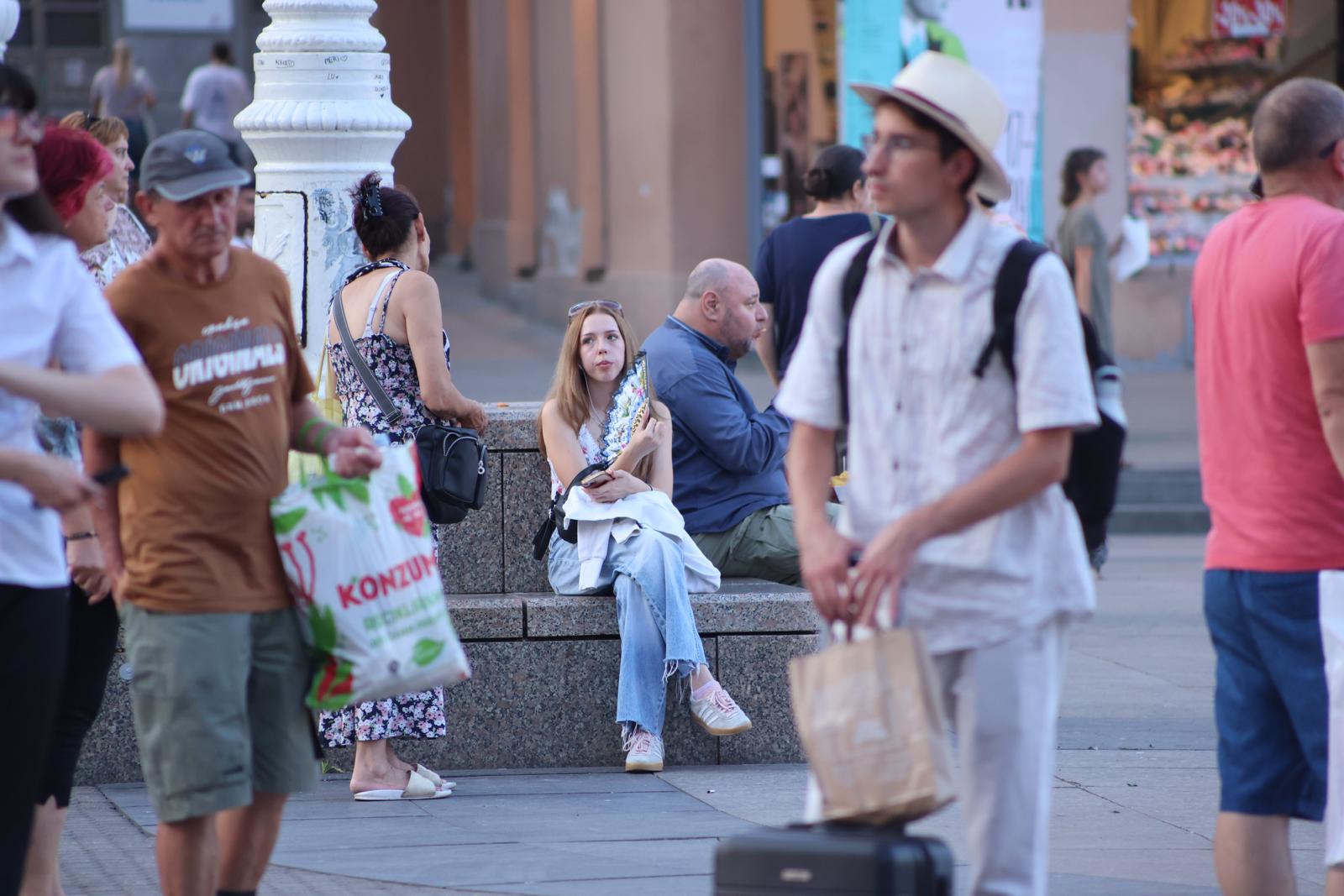 U Zagrebu je danas bilo preko 36 stupnjeva. Kako grad izgleda na ovim vrućinama?