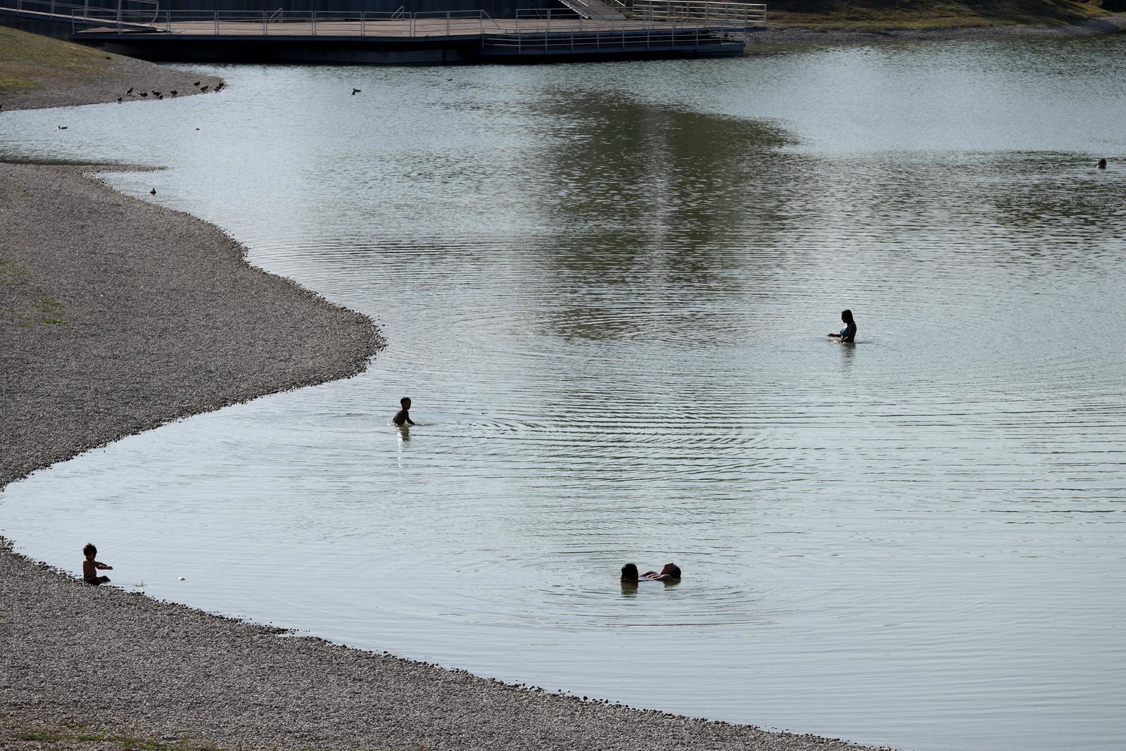 Cijela Hrvatska u crvenom, u ovim mjestima je bilo najgore. Ima li kraja vrućinama?