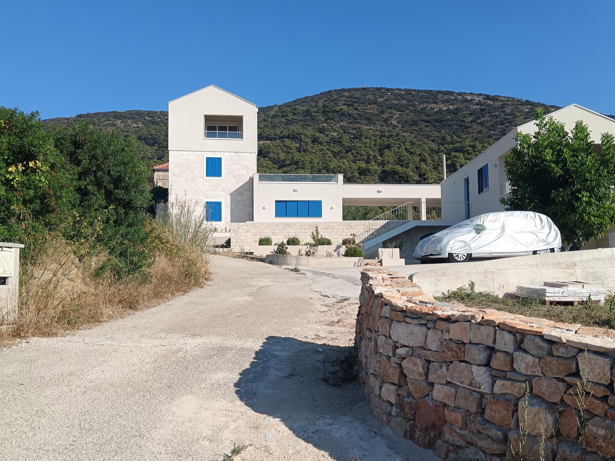 Mislili ste da ste vidjeli sve? Stigle su nove fotke remek-djela s hrvatske obale