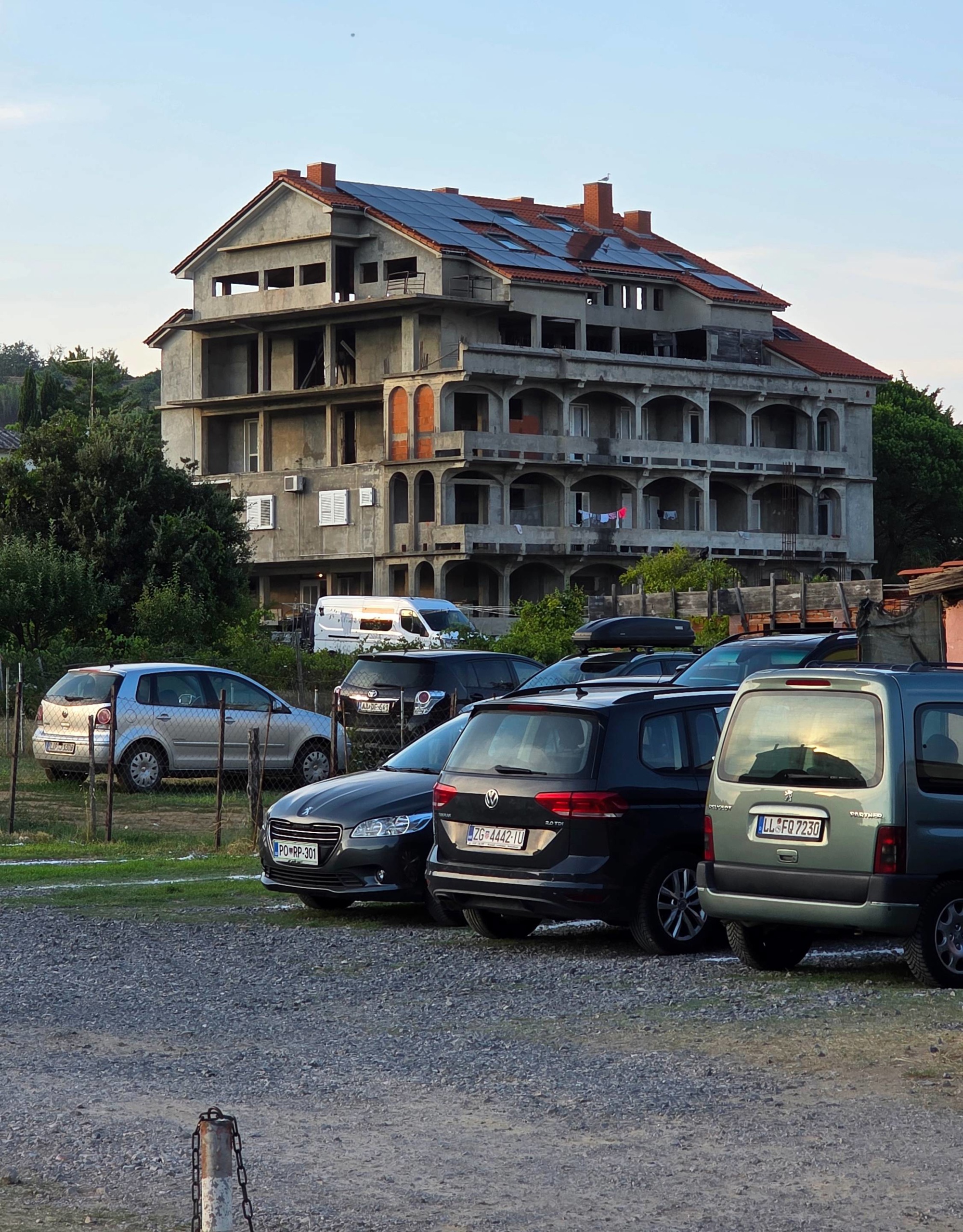 Mislili ste da ste vidjeli sve? Stigle su nove fotke remek-djela s hrvatske obale